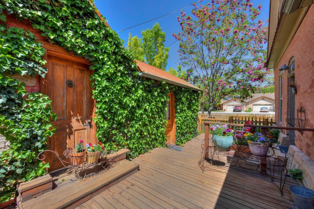 Cali Cochitta Vacation Rentals Моаб Экстерьер фото