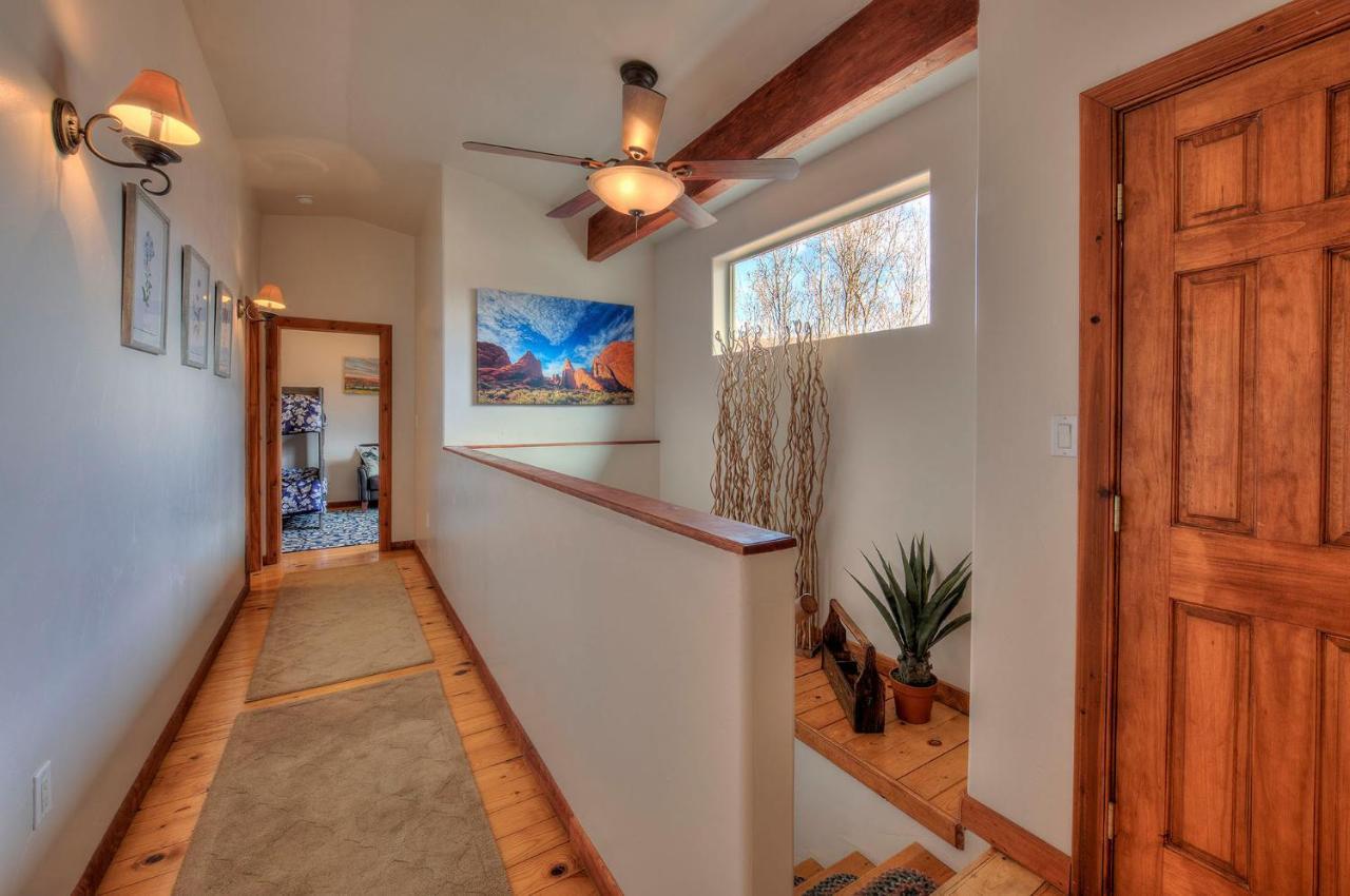 Cali Cochitta Vacation Rentals Моаб Экстерьер фото